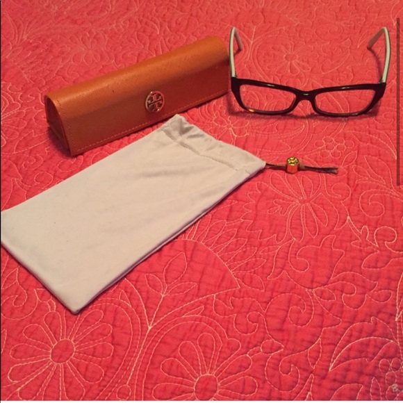 Tory Burch eyeglasses - Picture 3 of 7